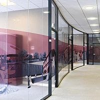Hoyez UNIVERSE Edge to edge glazing H9 Transparence Glass partition TRAVERSE LOAD